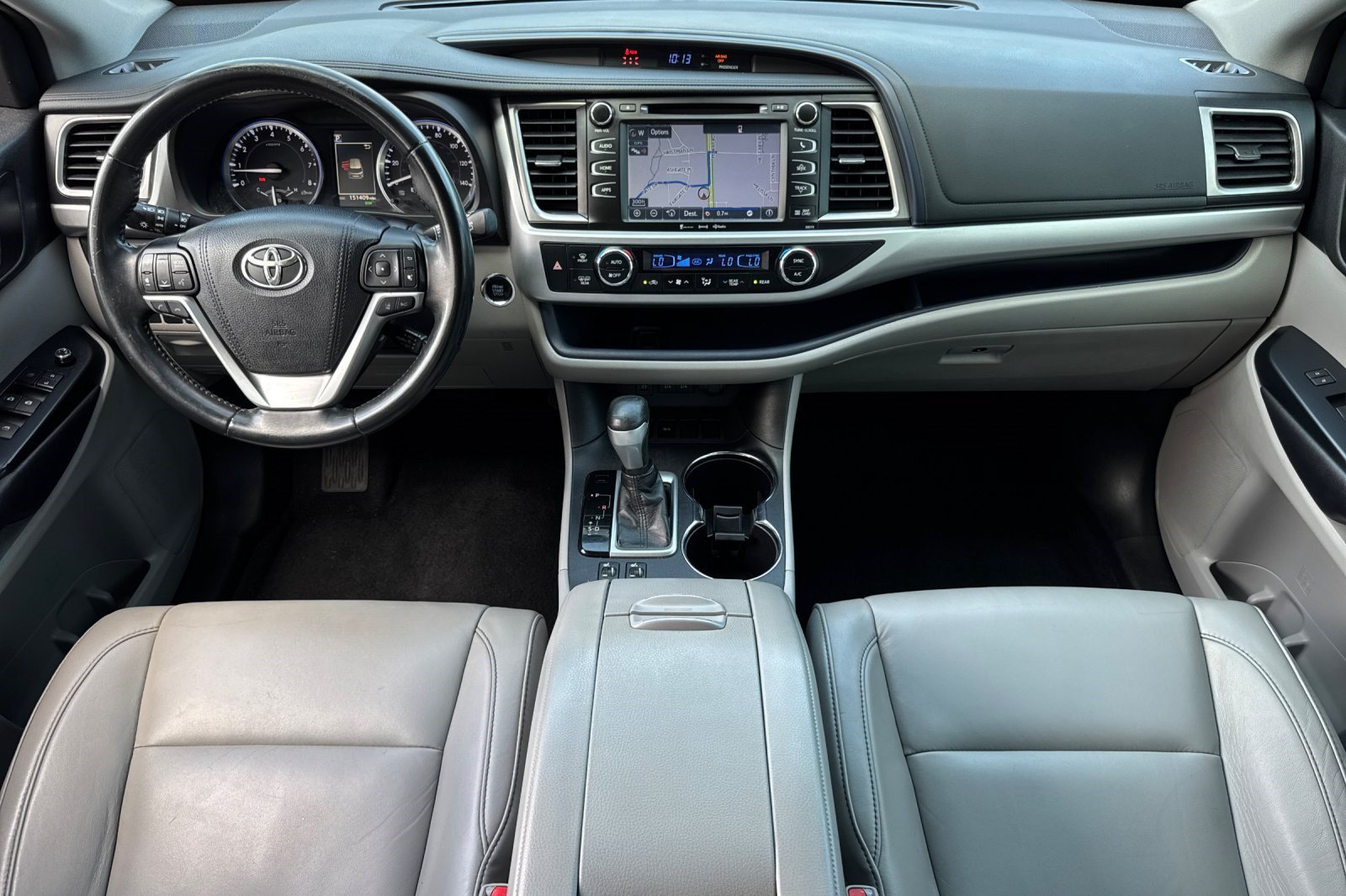 Used 2018 Toyota Highlander XLE FWD image 16