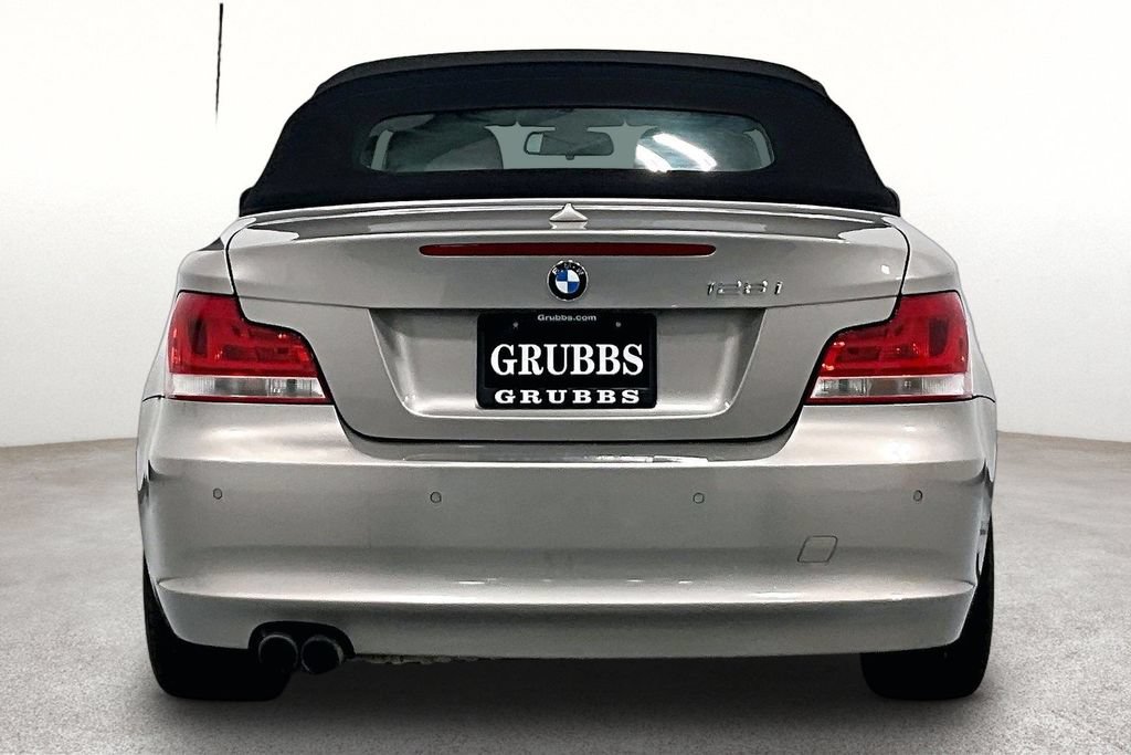 Used 2012 BMW 128i Convertible RWD image 4