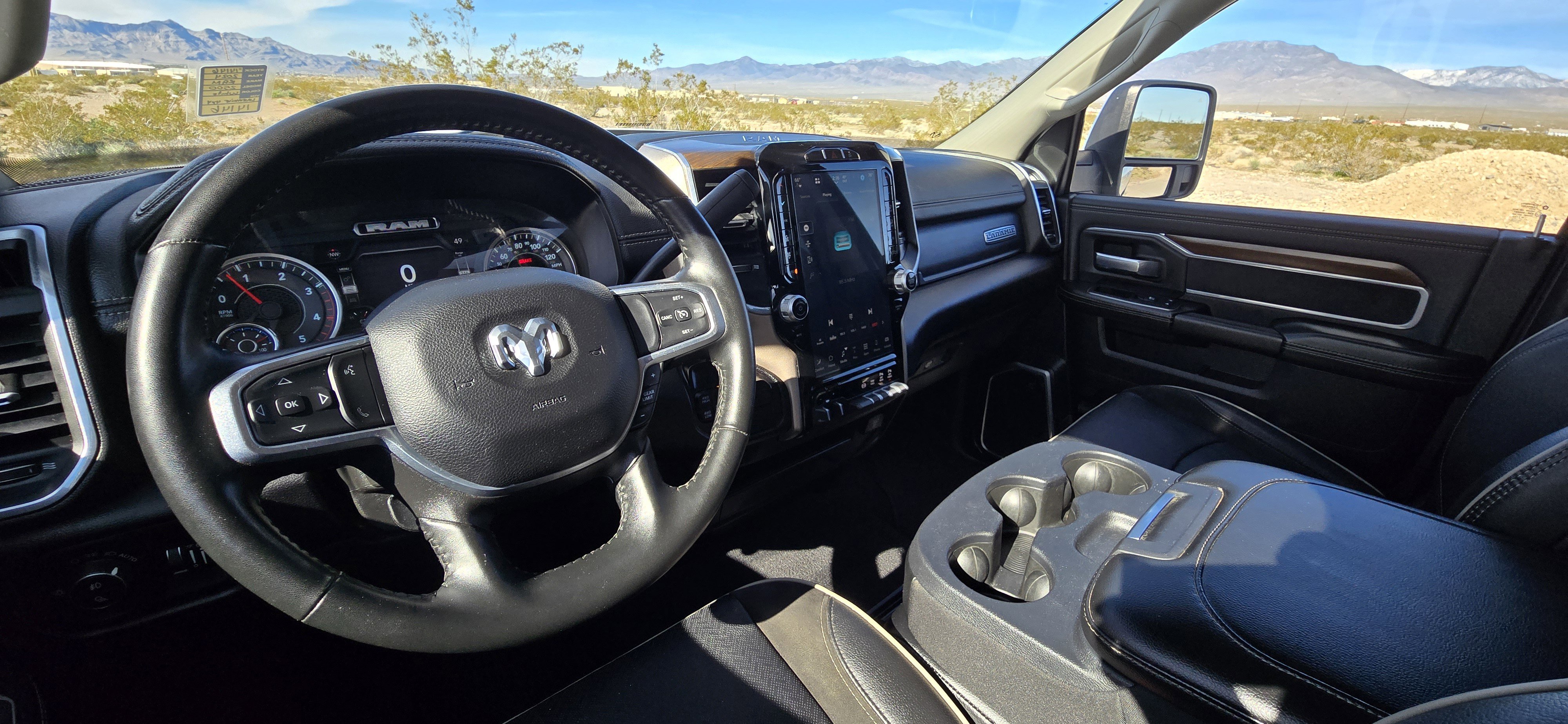 Used 2024 RAM 2500 Laramie AWD/4WD image 7