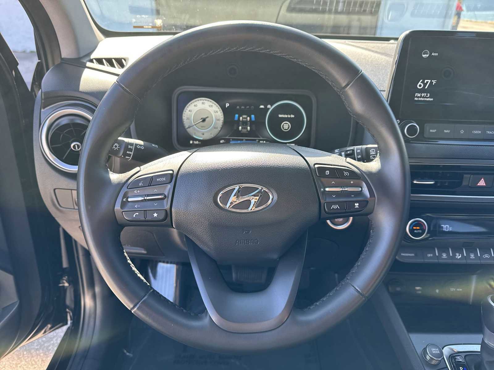 Used 2022 Hyundai Kona Limited AWD/4WD image 26