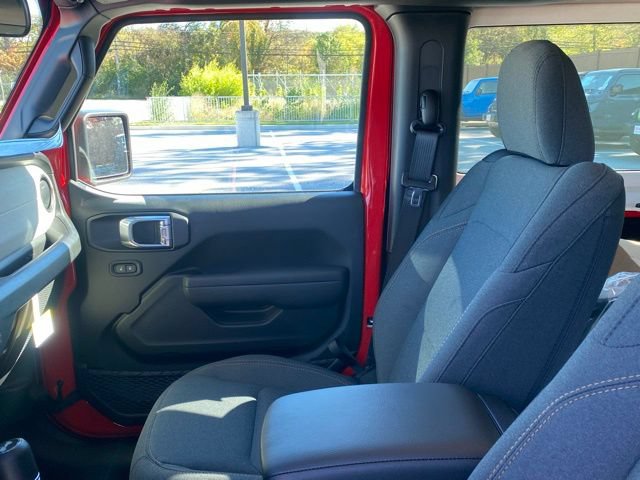 New 2026 Jeep Wrangler Sport AWD/4WD image 33