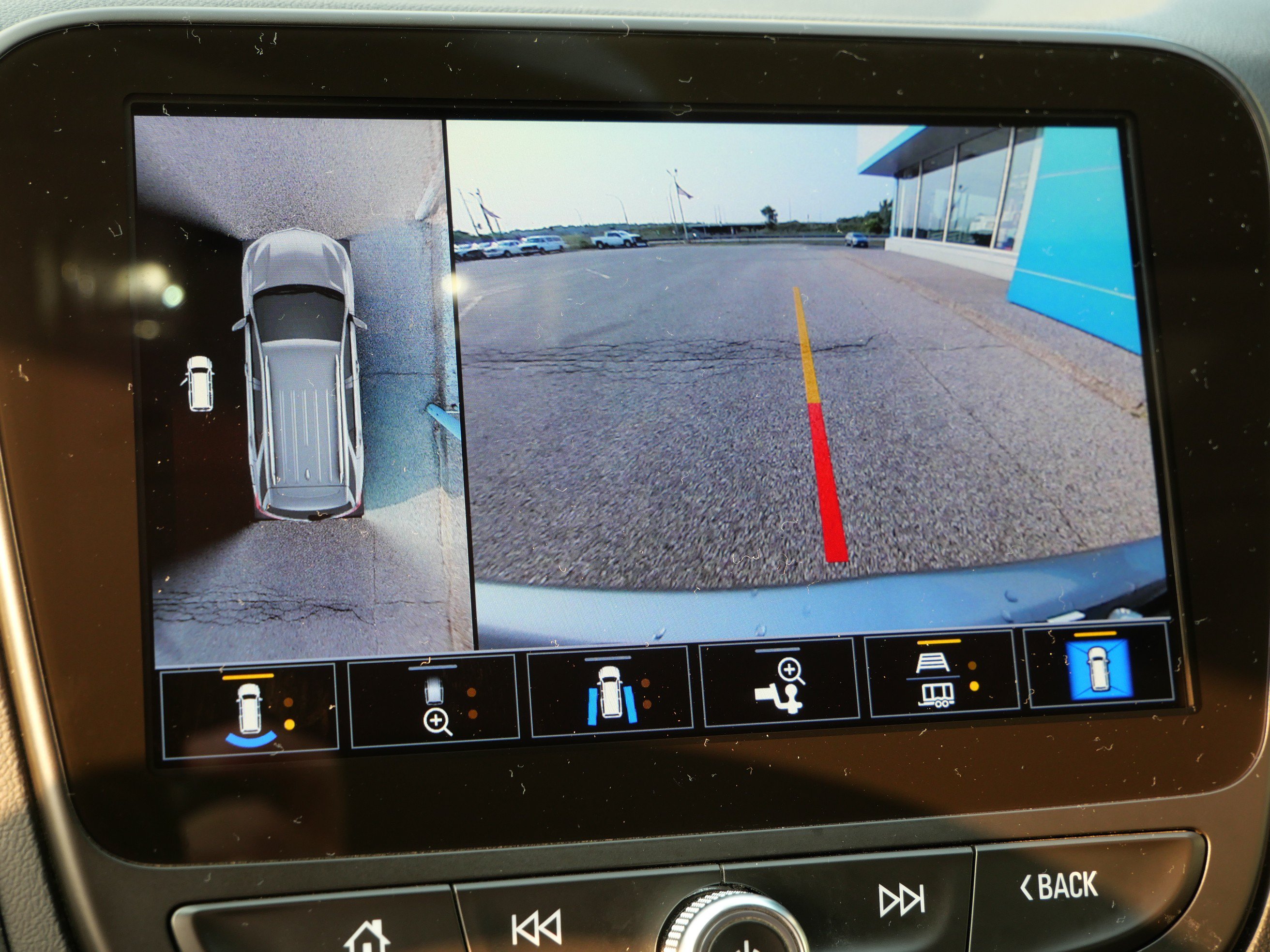 Certified 2023 Chevrolet Equinox LT FWD image 25