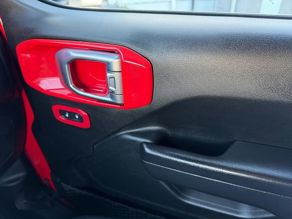 Used 2021 Jeep Gladiator Sport image 35