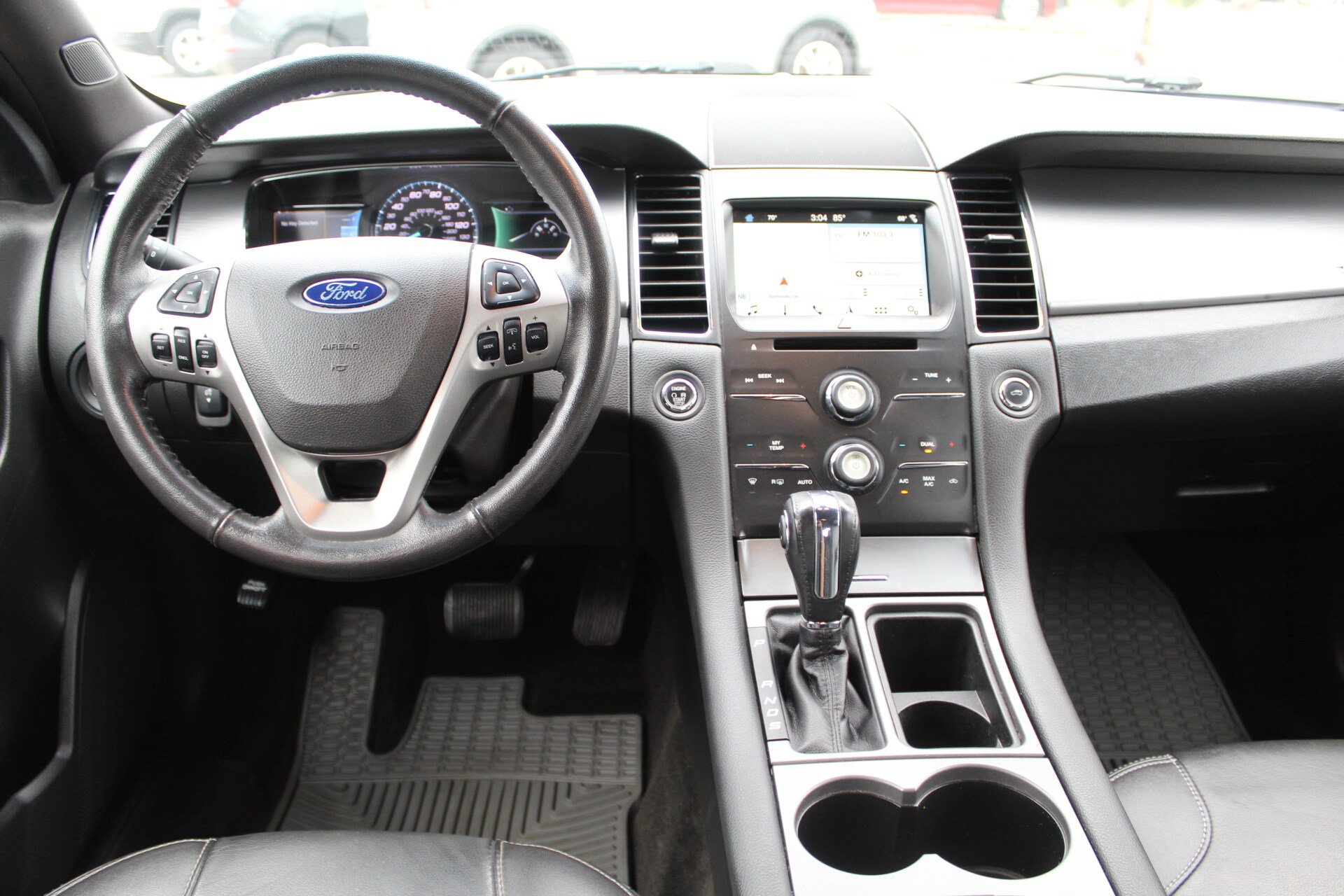 Used 2018 Ford Taurus SEL w/ Equipment Group 201A FWD image 22
