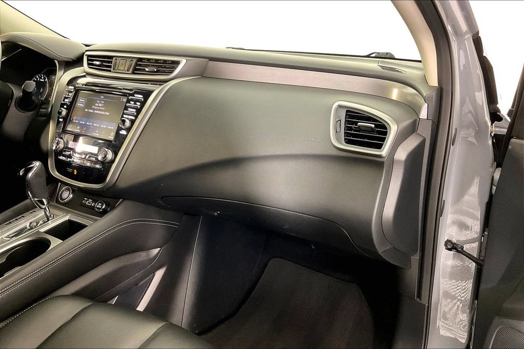 Used 2024 Nissan Murano SV w/ SV Midnight Edition Package FWD image 19