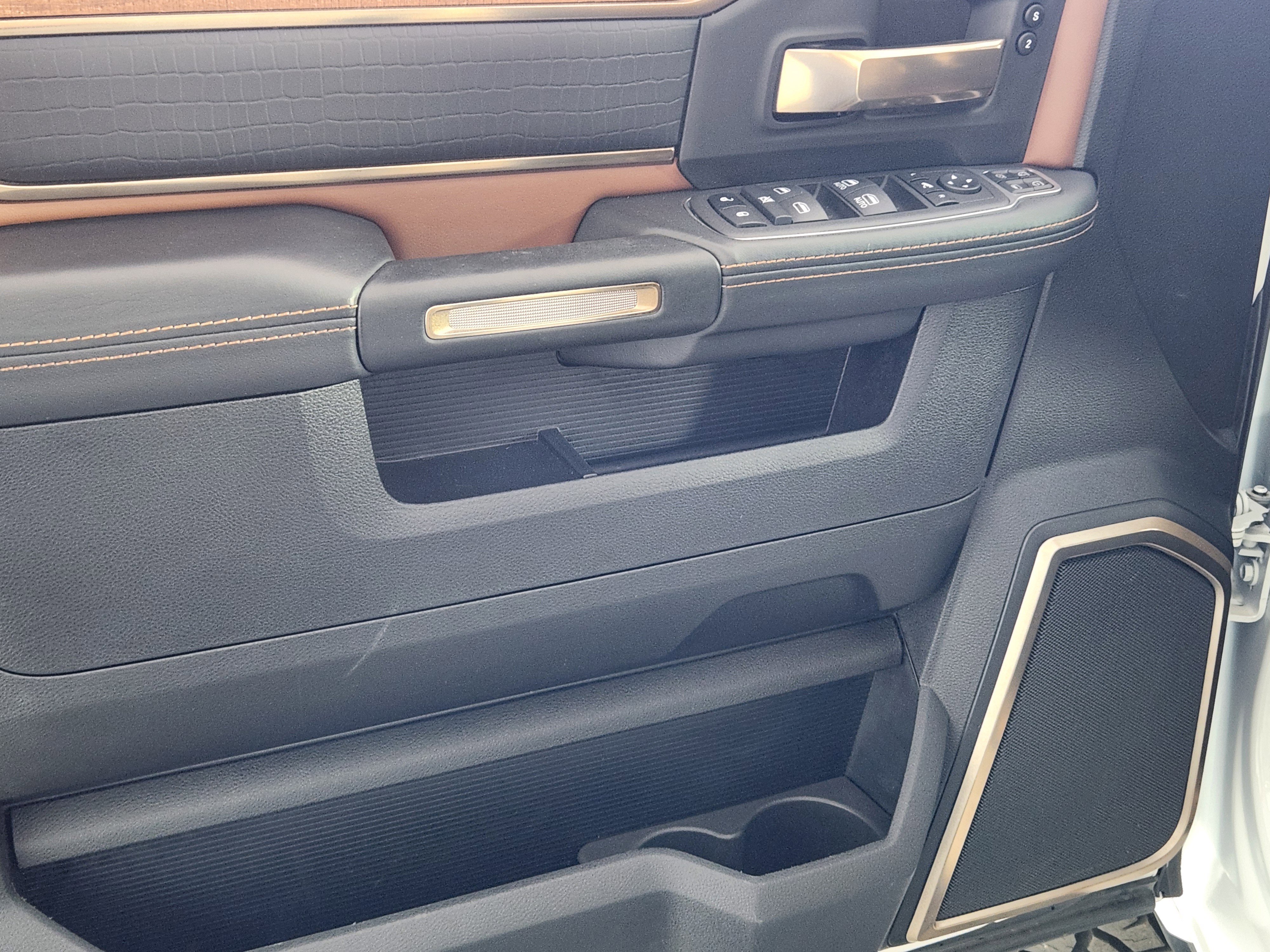 Used 2024 RAM 2500 Limited image 16