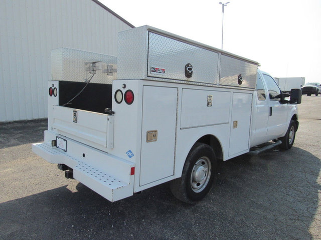 Used 2016 Ford F250 XL RWD image 3