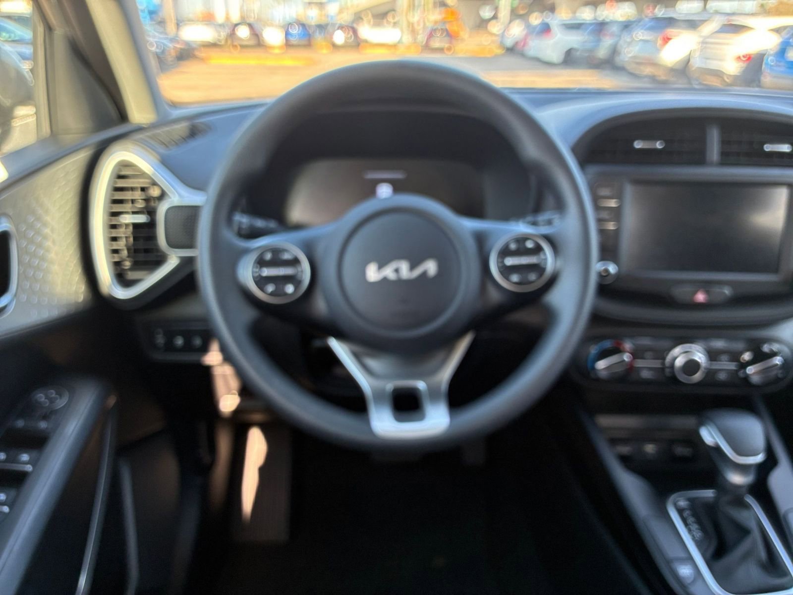 Used 2025 Kia Soul LX w/ LX Technology Package image 21