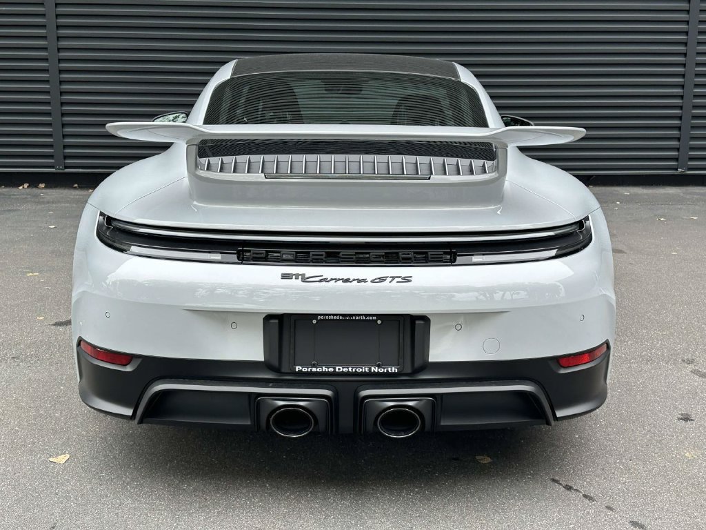 New 2026 Porsche 911 Carrera GTS RWD image 4