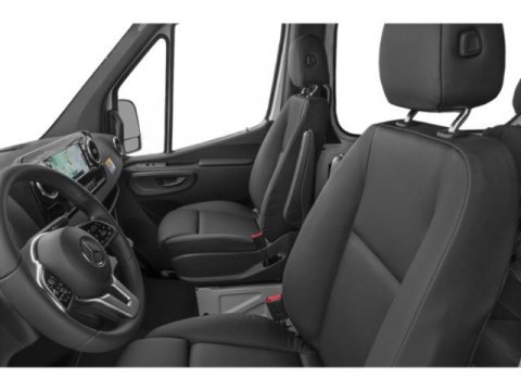 Used 2024 Mercedes-Benz Sprinter 2500 image 9