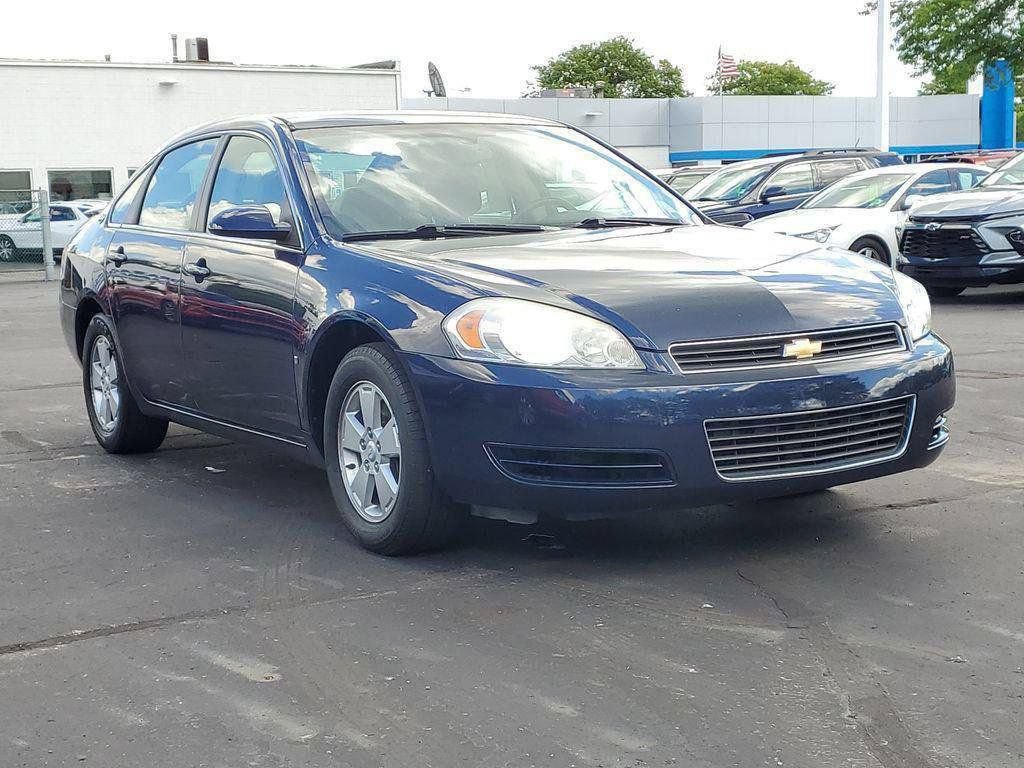 Used 2008 Chevrolet Impala LT w/ Luxury Edition Package FWD image 2