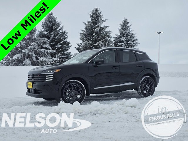 Used 2025 Nissan Kicks SR w/ SR Premium Package