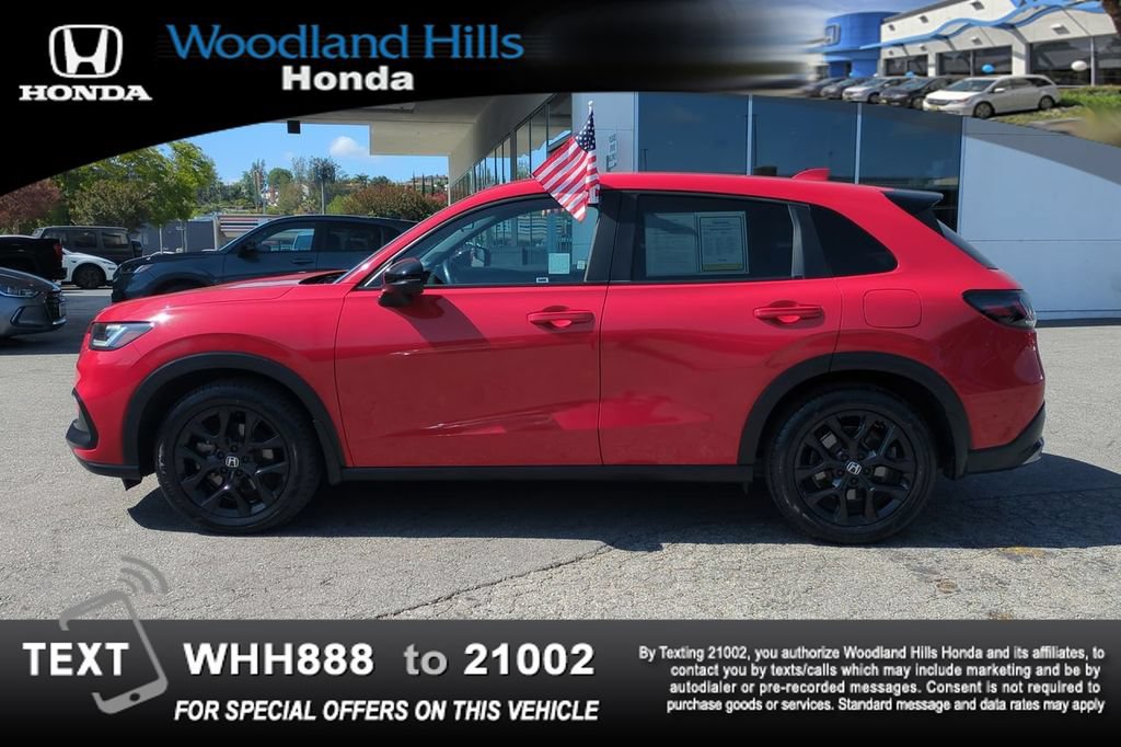 Used 2025 Honda HR-V Sport image 8