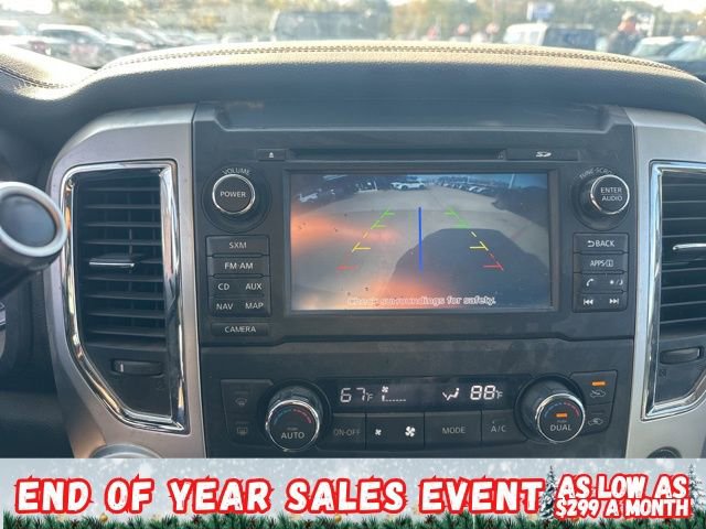 Used 2017 Nissan Titan SL image 9