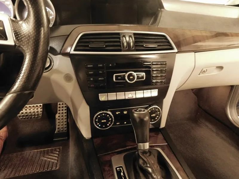 Used 2015 Mercedes-Benz C 250 Coupe image 22