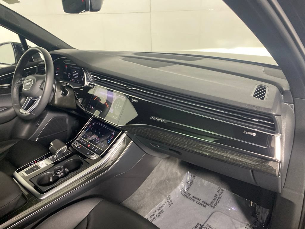 Used 2021 Audi Q7 2.0T Premium Plus AWD/4WD image 36