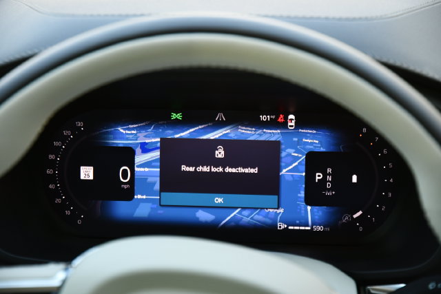 New 2027 Volvo XC60 B5 Ultra AWD/4WD image 25