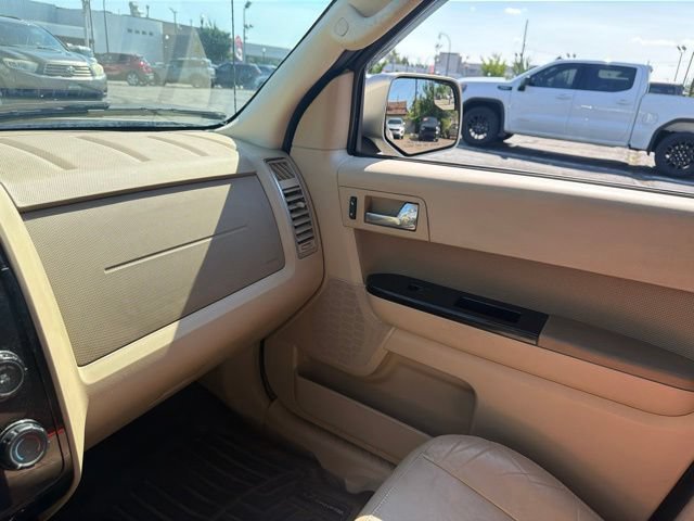 Used 2011 Ford Escape Limited w/ 301A Rapid Spec Order Code AWD/4WD image 27