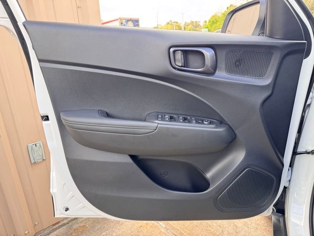 New 2026 Hyundai Venue SEL image 19