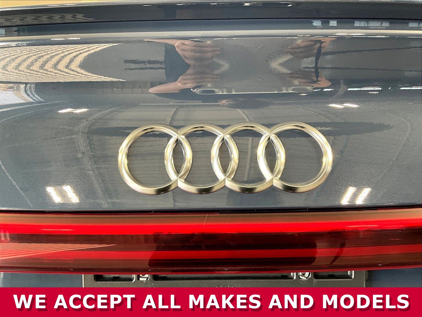 Used 2022 Audi e-tron Premium Plus w/ Premium Plus Package AWD/4WD image 23