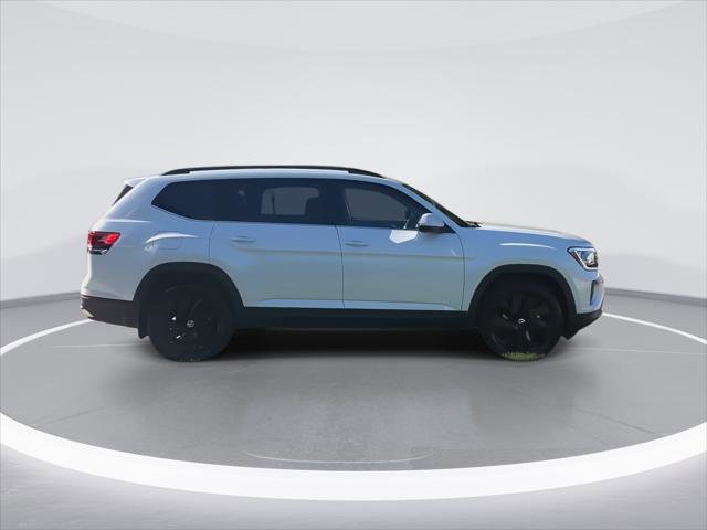 New 2026 Volkswagen Atlas SE image 9