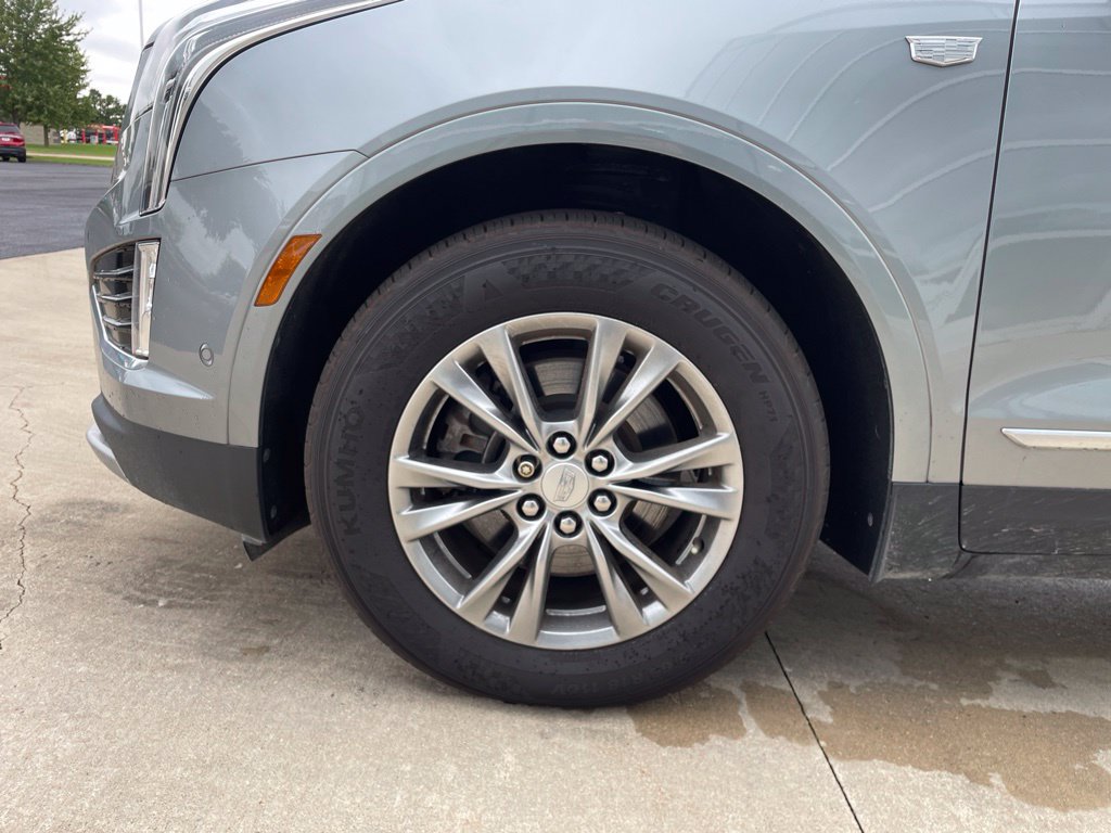 Used 2023 Cadillac XT5 Premium Luxury w/ Technology Package AWD/4WD image 16