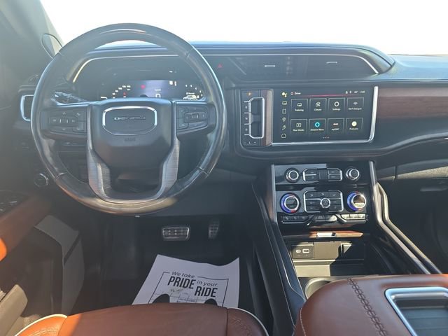 Used 2023 GMC Yukon XL Denali Ultimate image 12