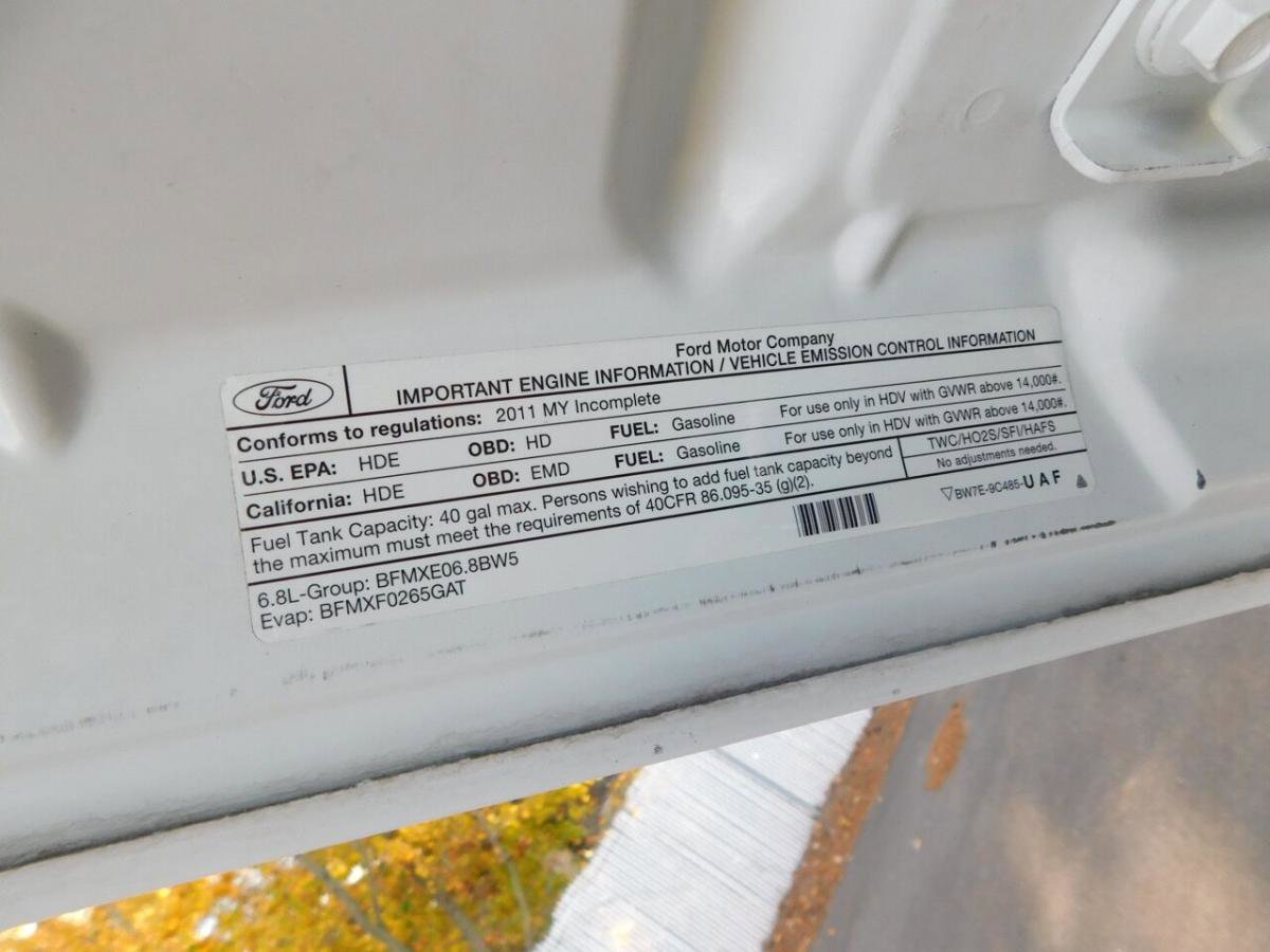 Used 2011 Ford F550 2WD Regular Cab Super Duty w/ PWR Equipment Group image 16