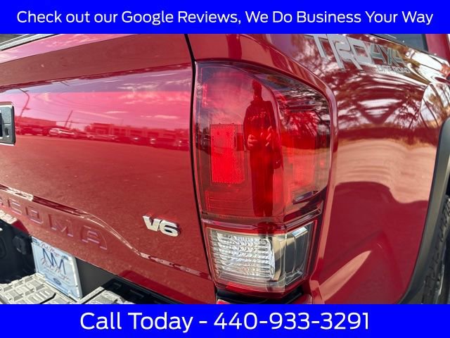 Used 2017 Toyota Tacoma TRD Off-Road image 30