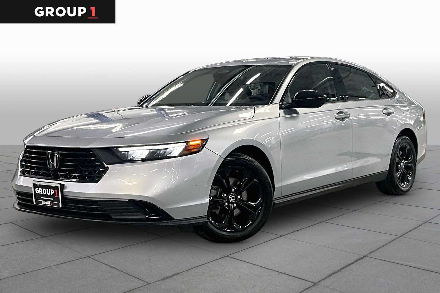 Used 2025 Honda Accord SE image 1
