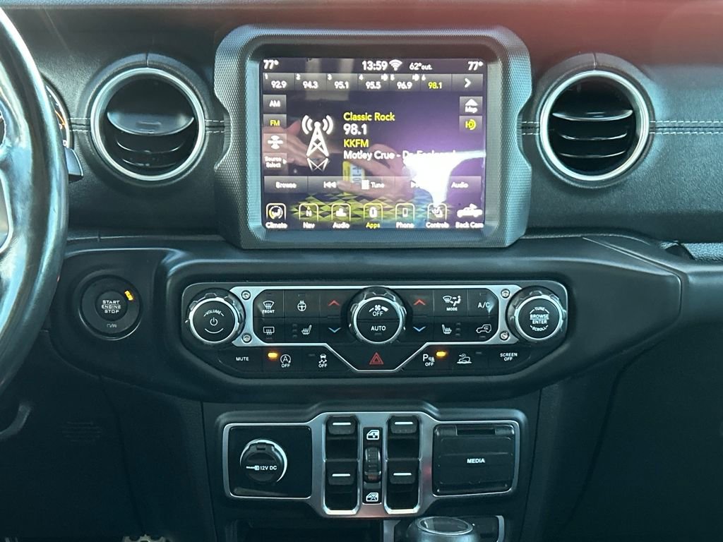 Used 2020 Jeep Gladiator Overland image 9