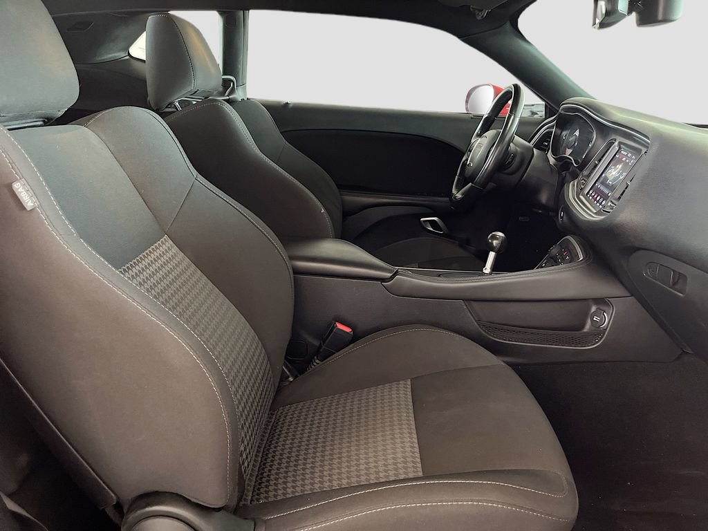 Used 2020 Dodge Challenger R/T w/ Shaker Package RWD image 29