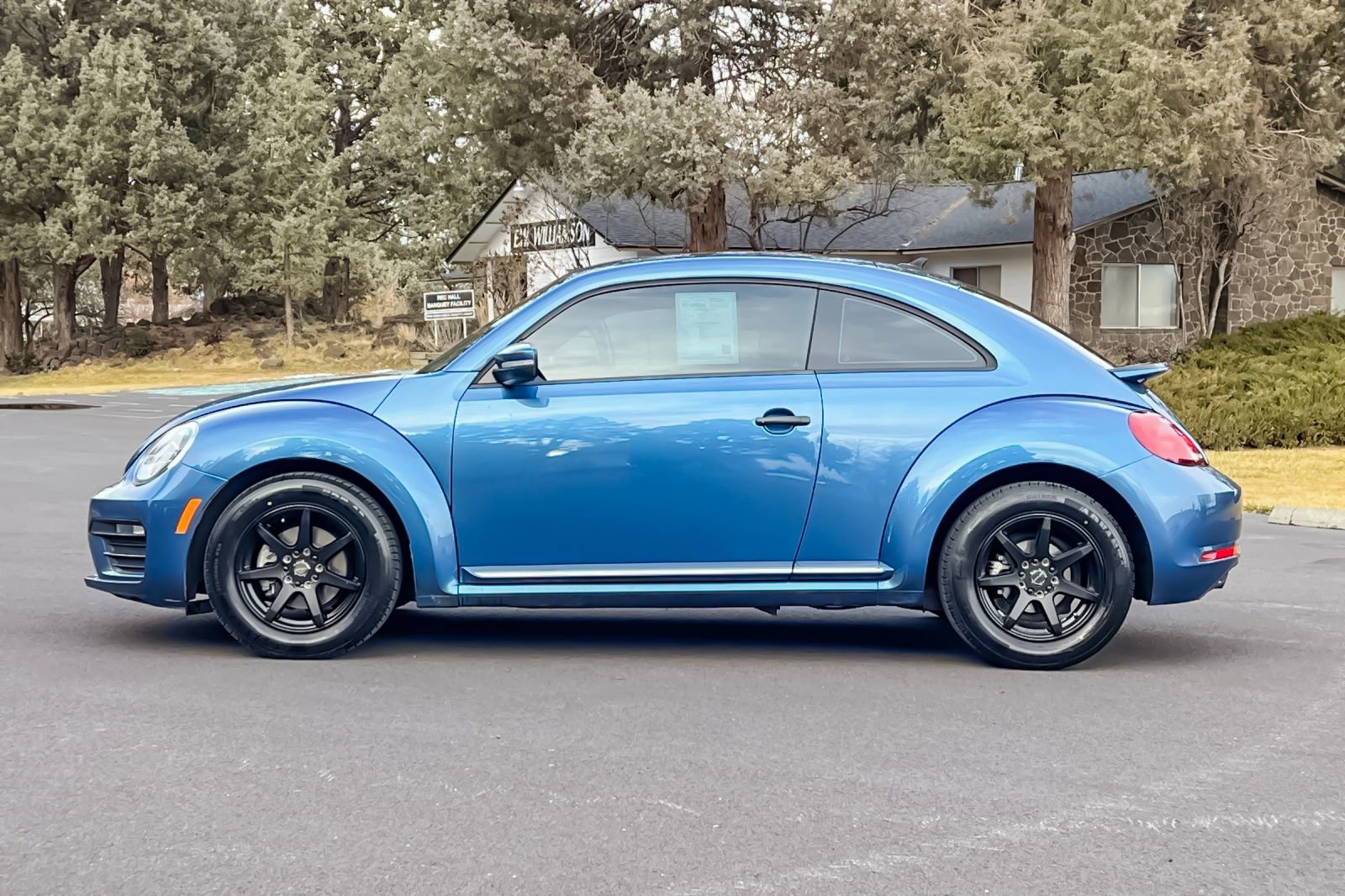 Used 2017 Volkswagen Beetle 1.8T image 8