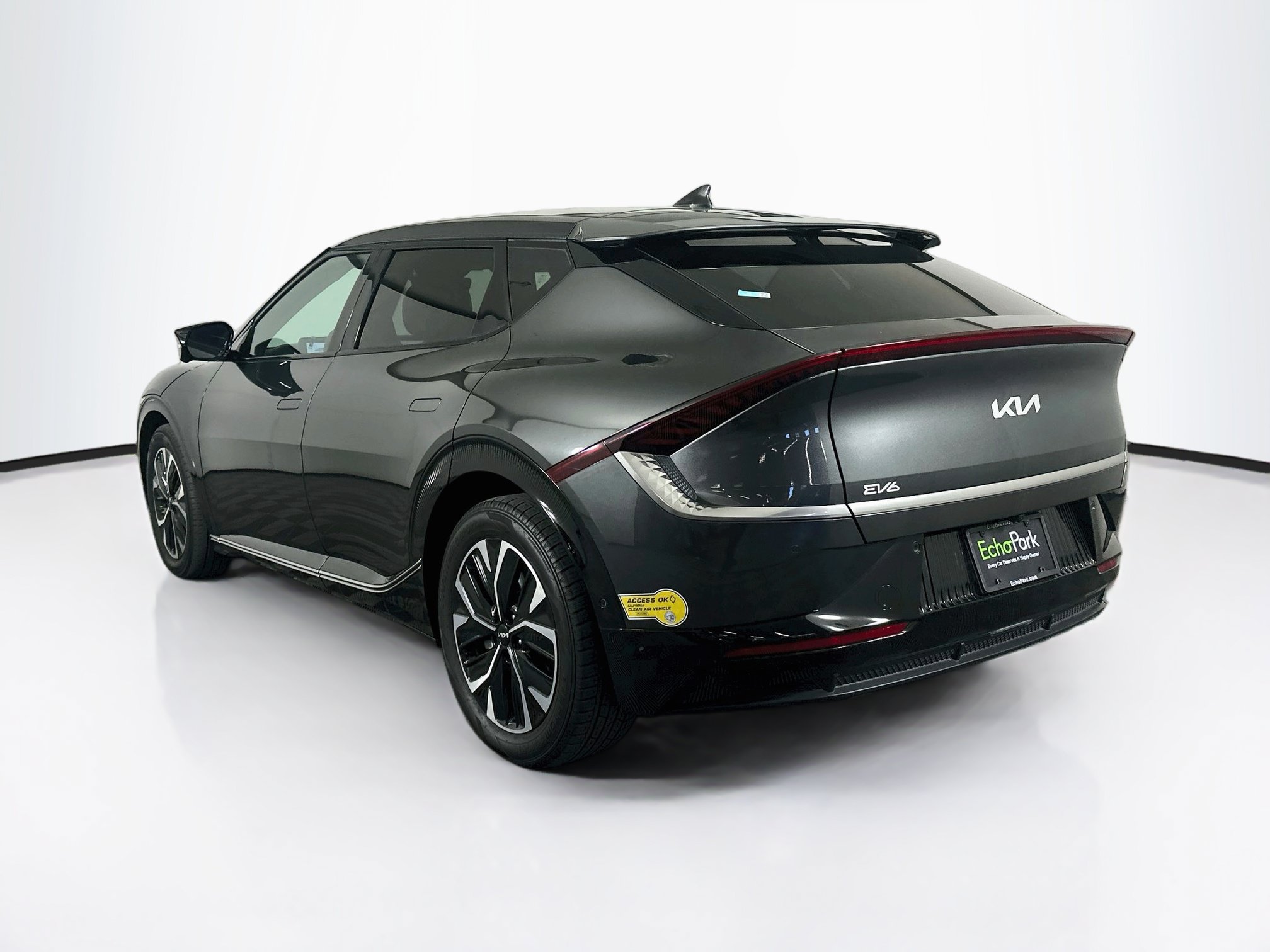 Used 2022 Kia EV6 Wind w/ Wind Technology Package AWD/4WD image 5
