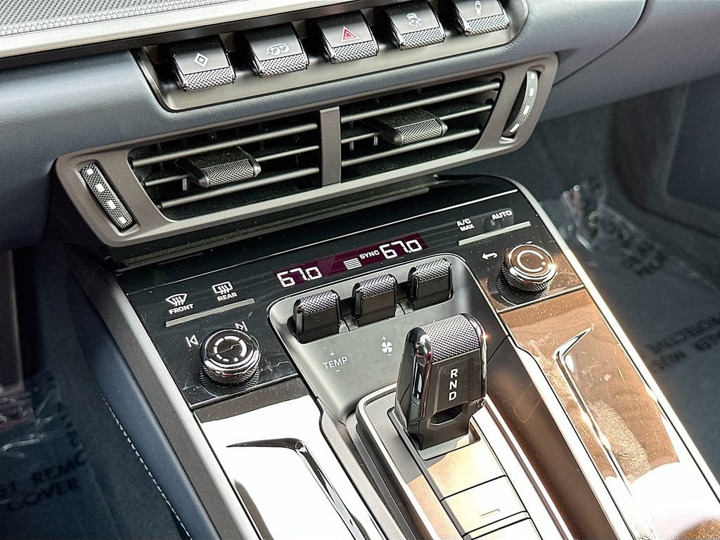 Certified 2025 Porsche 911 Carrera Cabriolet RWD image 18
