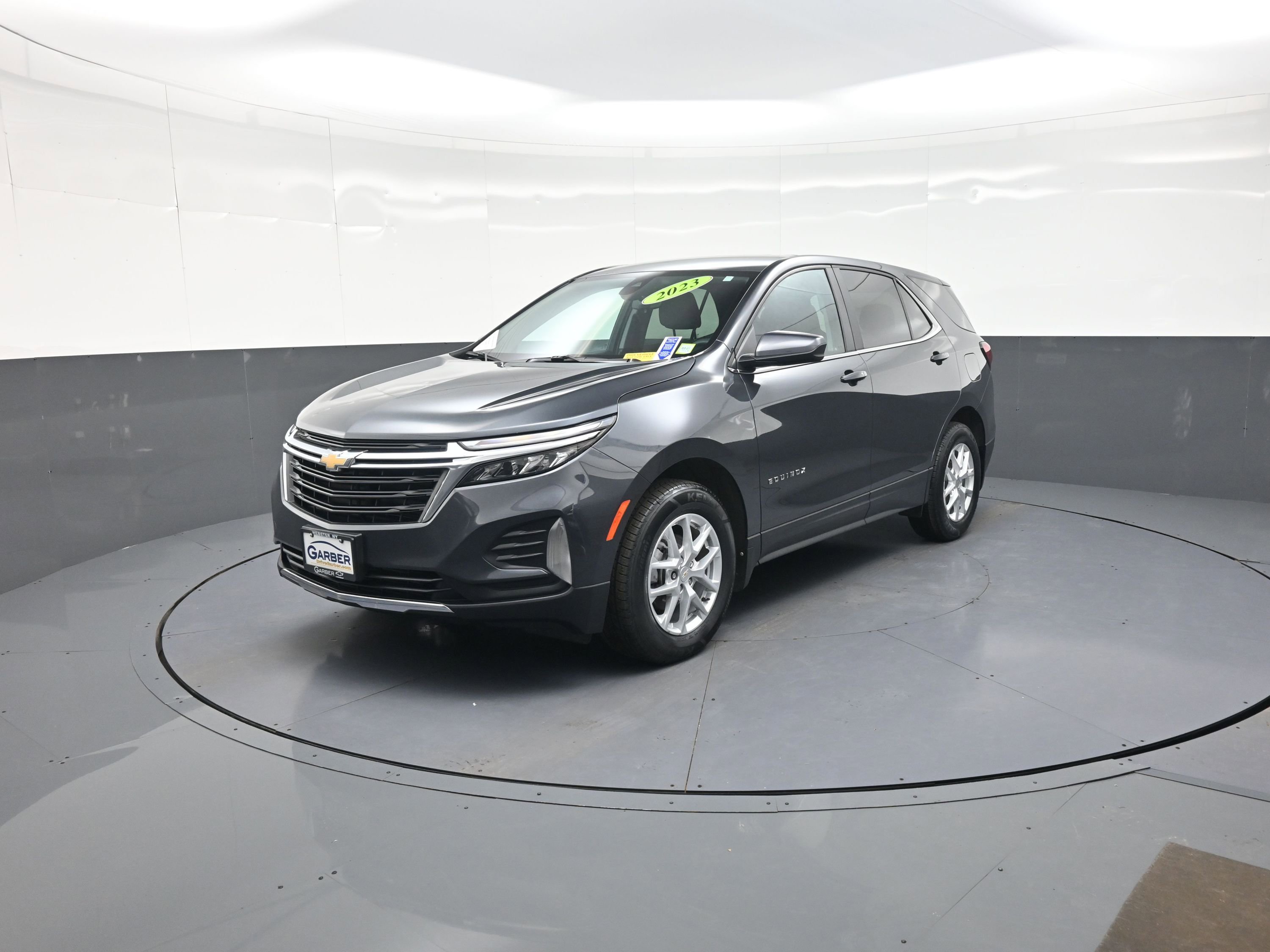 Used 2023 Chevrolet Equinox LT AWD/4WD image 3
