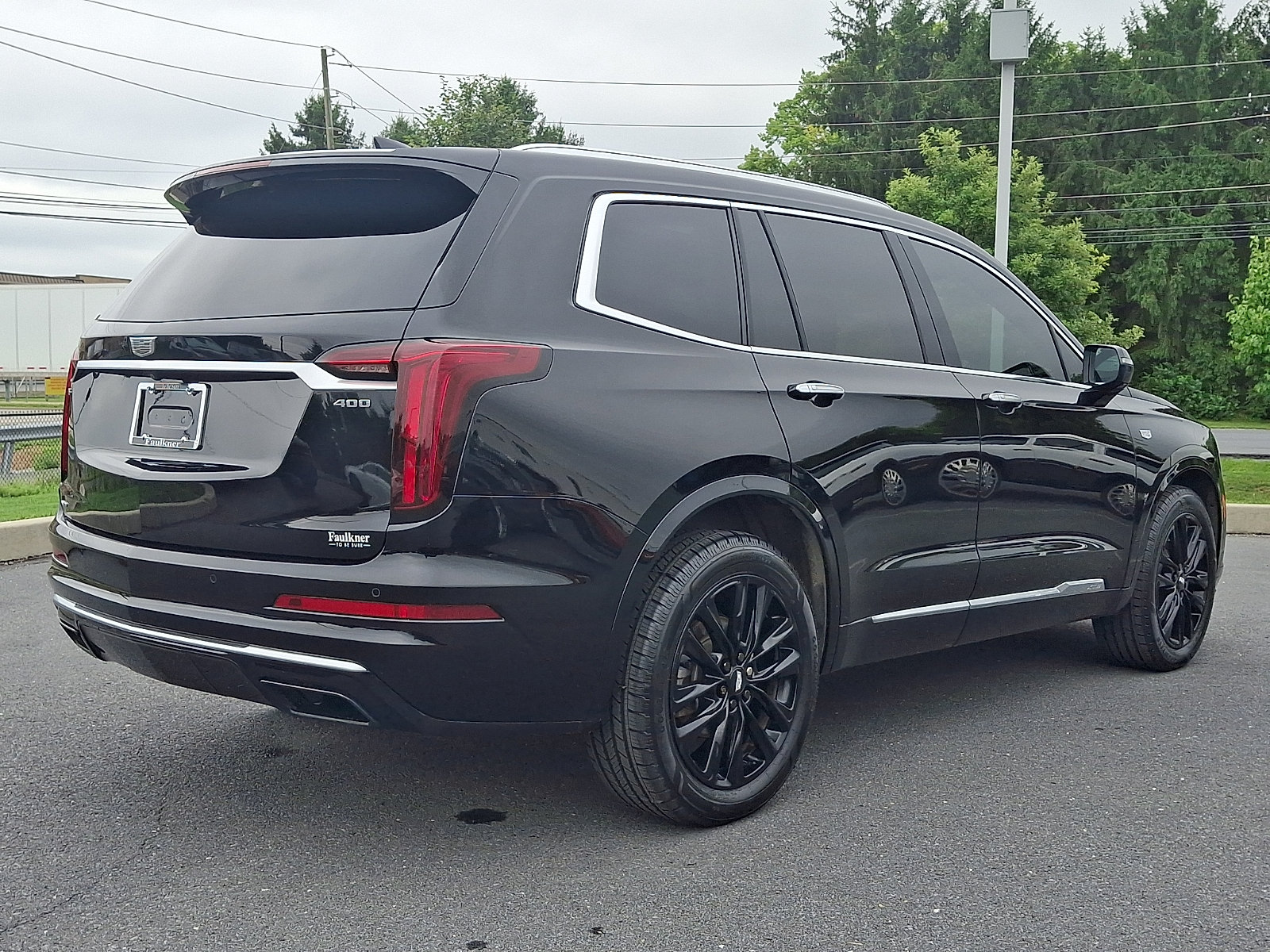 Used 2022 Cadillac XT6 Premium Luxury w/ LPO, Floor Liner Package AWD/4WD image 6