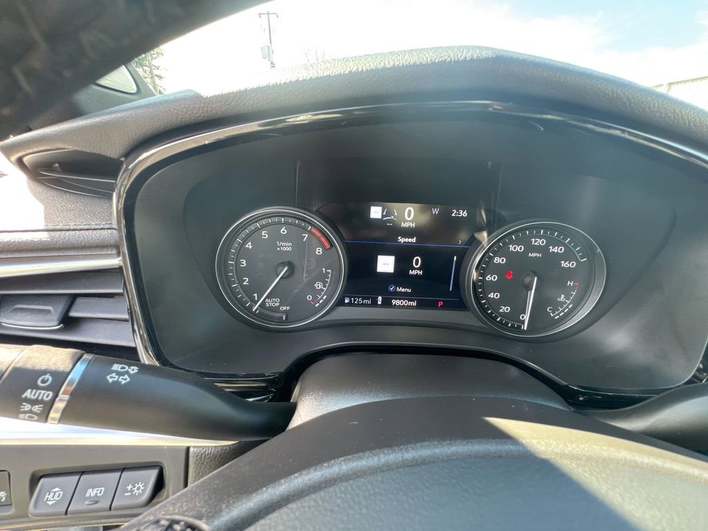 Used 2025 Cadillac XT6 Premium Luxury w/ Technology Package image 21