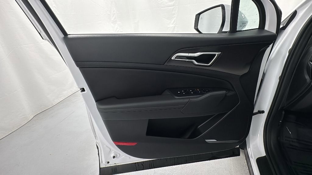 Used 2026 Kia Sportage EX image 19