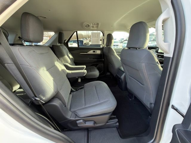 Used 2025 Ford Explorer Active image 10