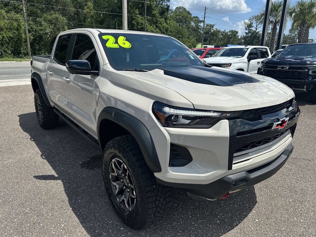 Used 2026 Chevrolet Colorado ZR2 w/ Technology Package AWD/4WD image 10