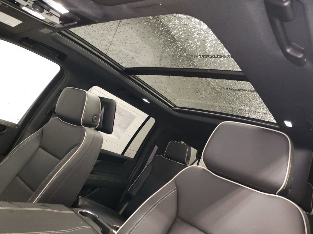 New 2026 GMC Yukon XL Elevation w/ Elevation Premium Package image 26