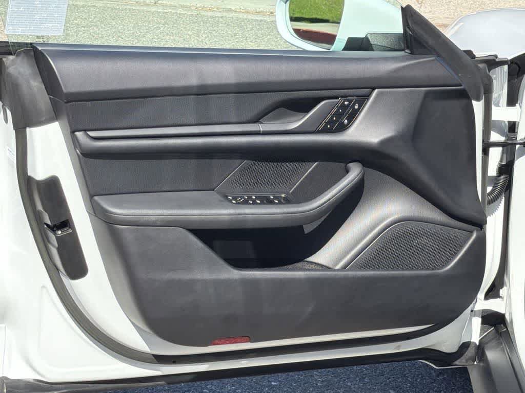 Used 2023 Porsche Taycan w/ Premium Package image 24