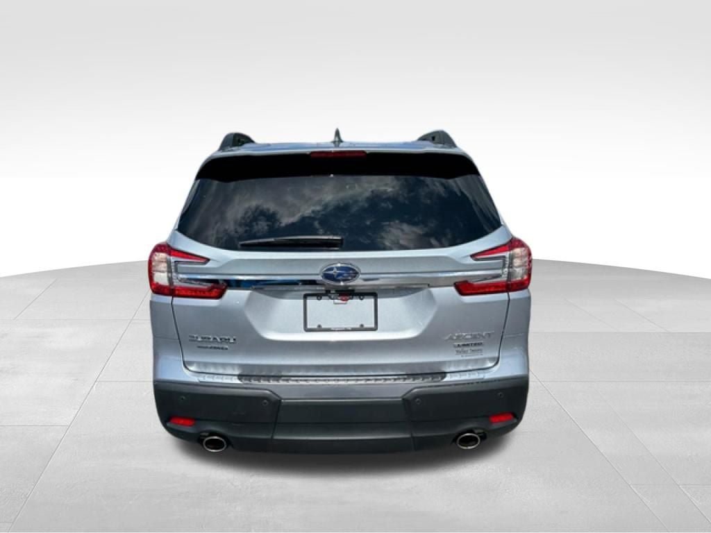 Used 2024 Subaru Ascent Limited w/ Technology Package AWD/4WD image 6