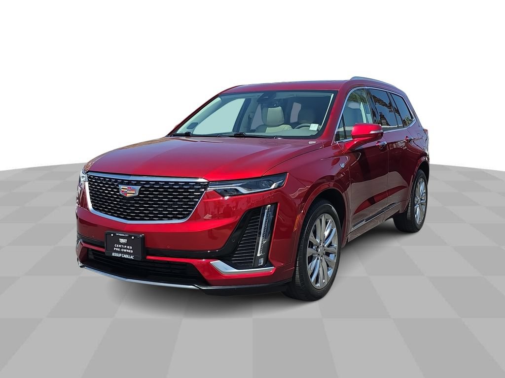 Used 2023 Cadillac XT6 Premium Luxury w/ LPO, Premium Carpet Package FWD image 4