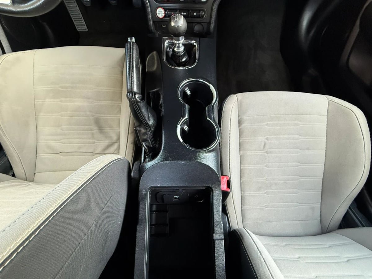 Used 2016 Ford Mustang Coupe RWD image 44