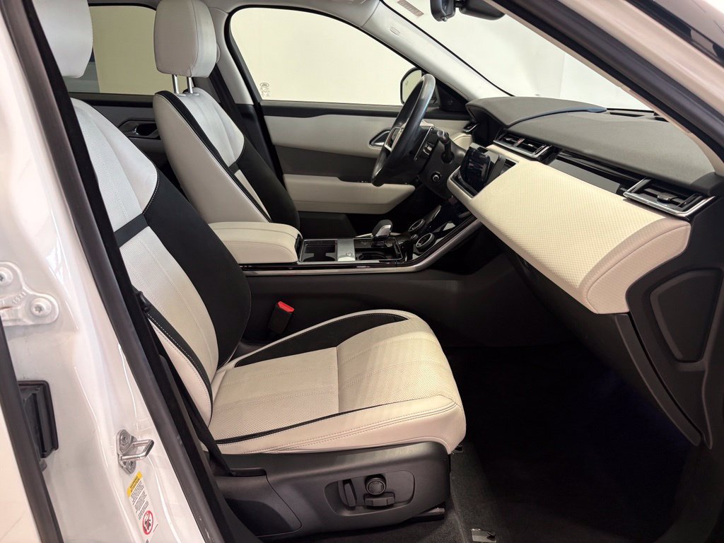 Used 2022 Land Rover Range Rover Velar S AWD/4WD image 23