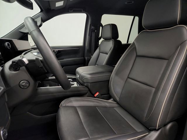 Used 2025 Chevrolet Tahoe Premier image 18