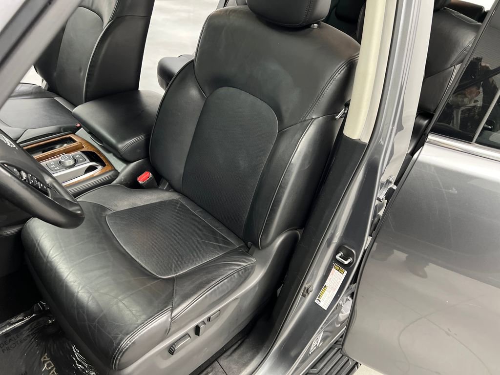 Used 2023 Nissan Armada SL w/ Captain's Chairs Package image 9