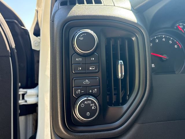Used 2022 Chevrolet Silverado 1500 Custom AWD/4WD image 25